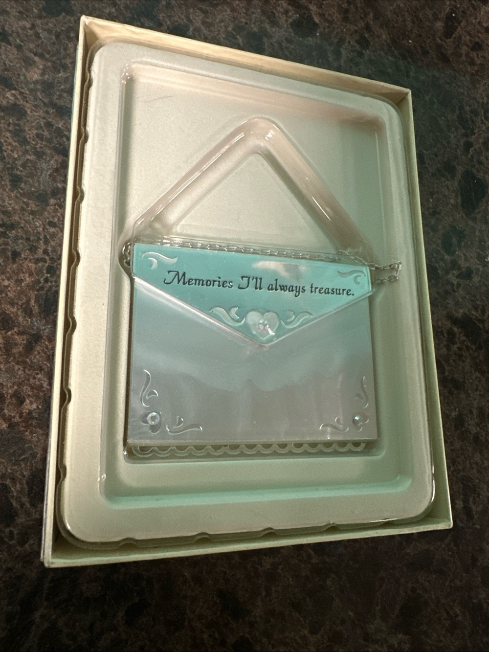 Keepsake Hanging Ornament - 'Memories I'll Always Treasure' in Light Silver